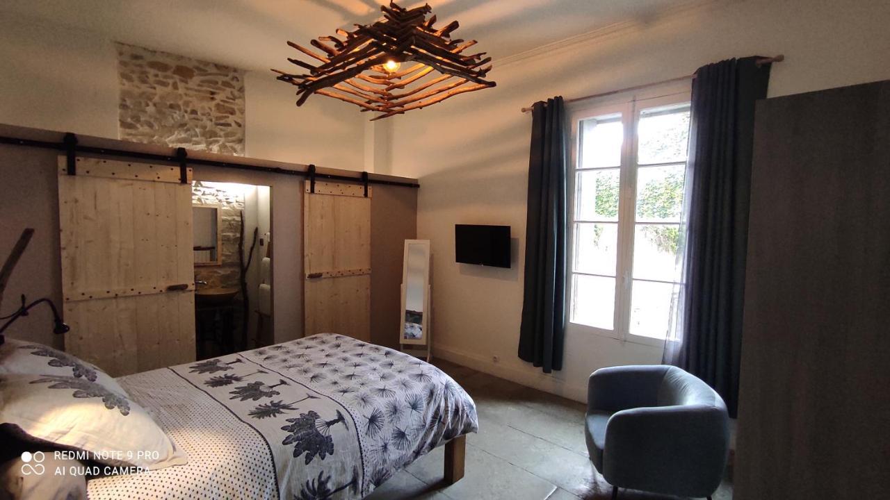 La Vigneronne Des Costieres Bed and Breakfast Vauvert Eksteriør billede